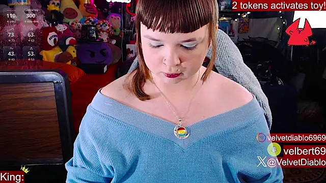 Snapshot of VelvetDiablo chatting on January 7, 2026, 1:10 am VelvetDiablo online show from January 7, 2026, 1:10 am