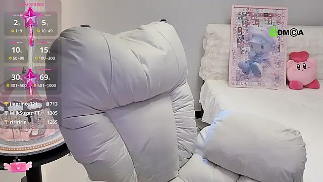 Snapshot of Happy_Kitty chatting on September 18, 2025, 1:47 pm Happy Kitty online show from September 18, 2025, 1:47 pm