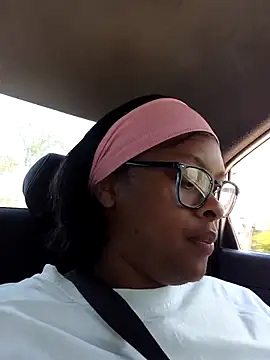 CuteHoney92 online show from February 6, 2026, 9:16 am