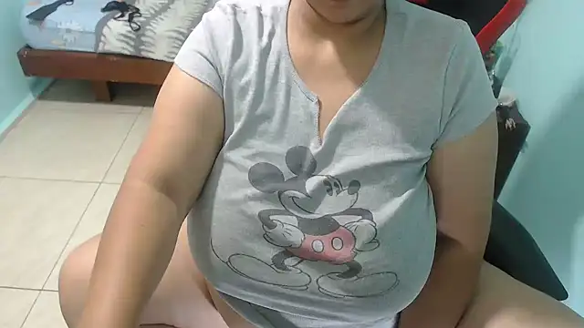 Snapshot of NatalySexxxMilk chatting on March 16, 2025, 5:58 am NatalySexxxMilk online show from March 16, 2025, 5:58 am