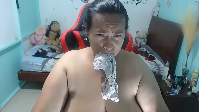 Snapshot of NatalySexxxMilk chatting on February 16, 2025, 6:54 am NatalySexxxMilk online show from February 16, 2025, 6:54 am