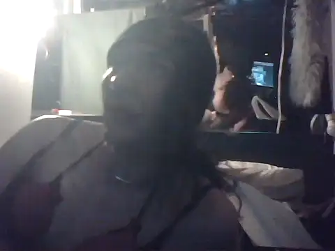 slutviki online show from December 19, 2025, 10:56 pm