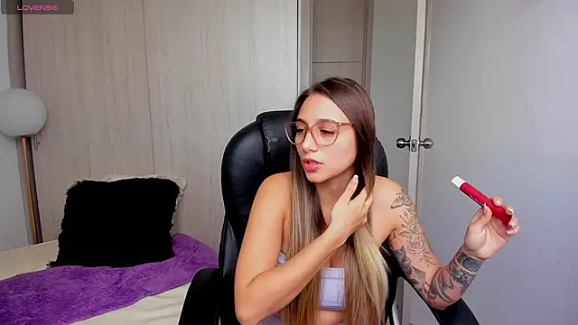 StacyConner online show from January 8, 2026, 7:53 pm