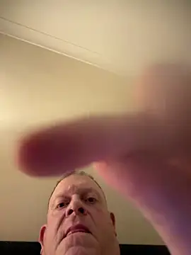 Snapshot of Dannyboy1430 chatting on December 22, 2025, 10:10 pm Dannyboy1430 online show from December 22, 2025, 10:10 pm