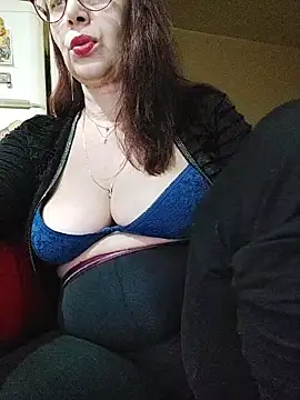 Snapshot of Love_Tina56 chatting on November 28, 2025, 5:07 am Love Tina56 online show from November 28, 2025, 5:07 am