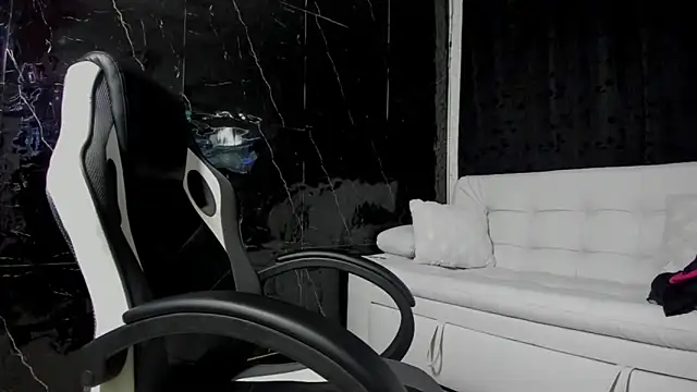 Snapshot of litoxx_cass chatting on September 23, 2025, 12:39 am litoxx cass online show from September 23, 2025, 12:39 am