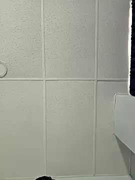 Nikkierosee online show from October 18, 2025, 5:48 pm