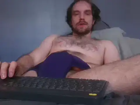 hpluvsplata online show from March 12, 2025, 6:43 pm