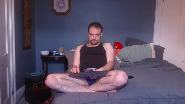 hpluvsplata online show from March 18, 2025, 12:28 pm