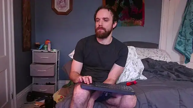 hpluvsplata online show from February 19, 2026, 2:14 pm