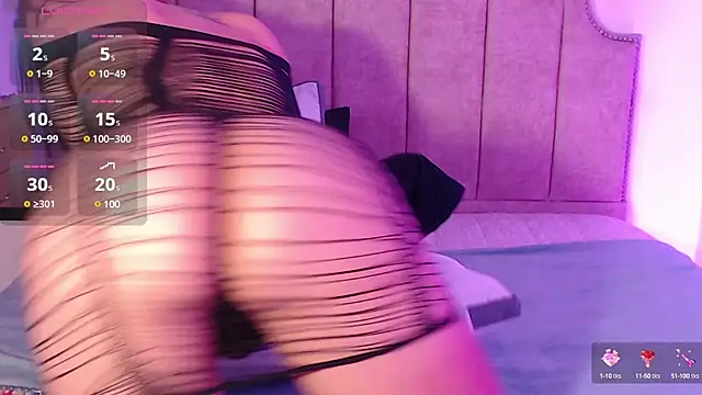 Snapshot of EricaVanderhill chatting on March 10, 2025, 1:01 am EricaVanderhill online show from March 10, 2025, 1:01 am