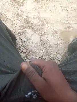 FinableKnee online show from December 14, 2025, 9:59 am