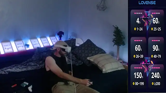 MaxRouger online show from September 24, 2025, 8:04 pm