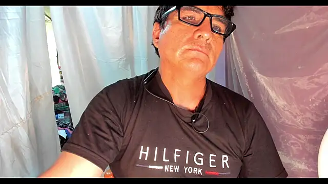 Snapshot of yandyaa chatting on December 4, 2024, 8:23 pm yandyaa online show from December 4, 2024, 8:23 pm