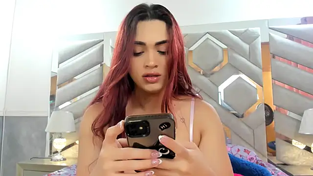 alexandra fire69x online show from October 17, 2025, 3:36 pm