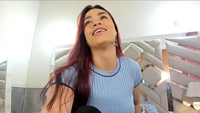 alexandra fire69x online show from October 4, 2025, 2:51 pm