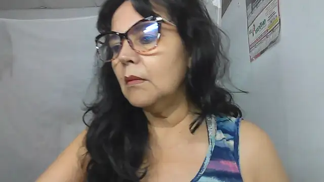 Snapshot of samyjons chatting on November 4, 2025, 11:14 am samyjons online show from November 4, 2025, 11:14 am