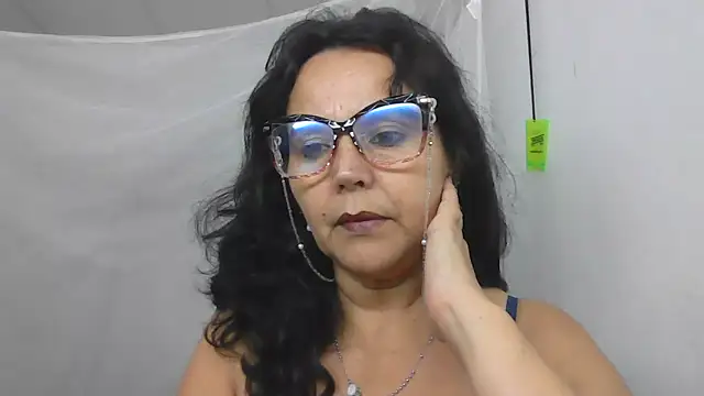 Snapshot of samyjons chatting on February 18, 2025, 2:05 am samyjons online show from February 18, 2025, 2:05 am