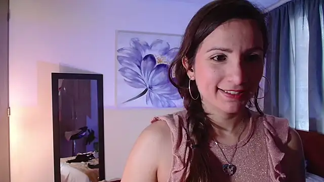 vanessabrown  online show from March 7, 2025, 5:06 pm