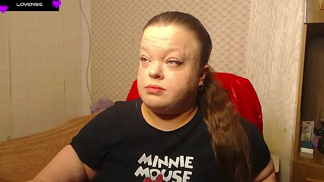 Janiffer MiMi online show from November 15, 2025, 3:05 pm