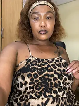 Snapshot of BADFATASS85 chatting on March 29, 2026, 2:52 pm BADFATASS85 online show from March 29, 2026, 2:52 pm