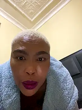 Snapshot of BADFATASS85 chatting on December 14, 2025, 7:08 pm BADFATASS85 online show from December 14, 2025, 7:08 pm