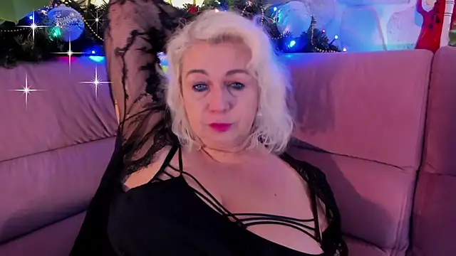 glamour kitten online show from February 5, 2026, 1:12 am