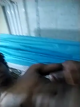 Snapshot of Yoto05 chatting on April 15, 2026, 12:42 pm Yoto05 online show from April 15, 2026, 12:42 pm