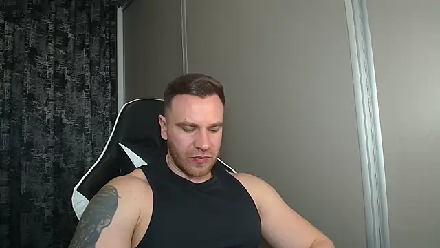 Snapshot of Thori92 chatting on March 28, 2026, 3:35 pm Thori92 online show from March 28, 2026, 3:35 pm