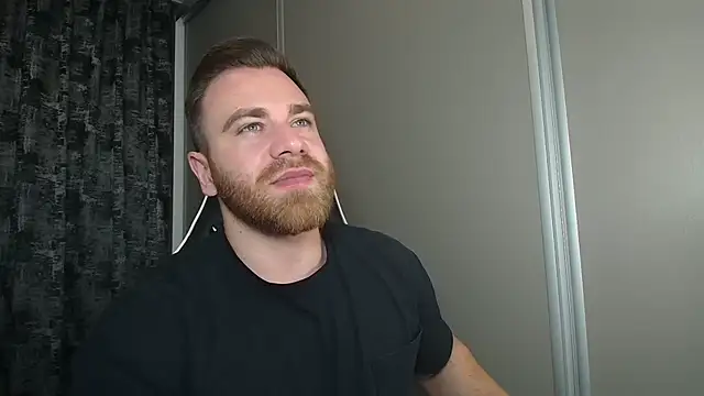 Snapshot of Thori92 chatting on November 27, 2025, 6:08 pm Thori92 online show from November 27, 2025, 6:08 pm