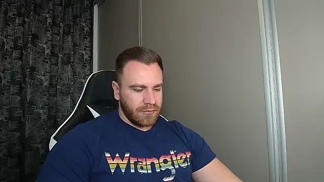 Snapshot of Thori92 chatting on January 8, 2026, 5:41 pm Thori92 online show from January 8, 2026, 5:41 pm