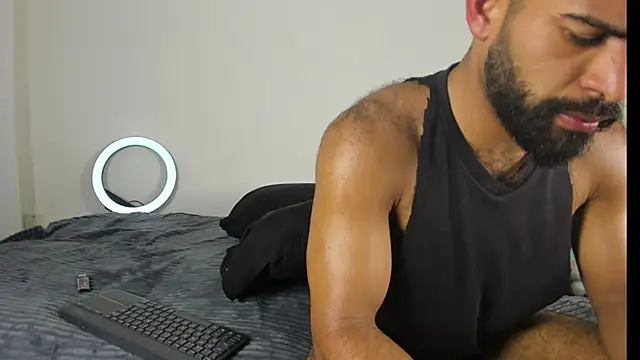 sweatyhairypig23 online show from February 21, 2026, 11:51 pm