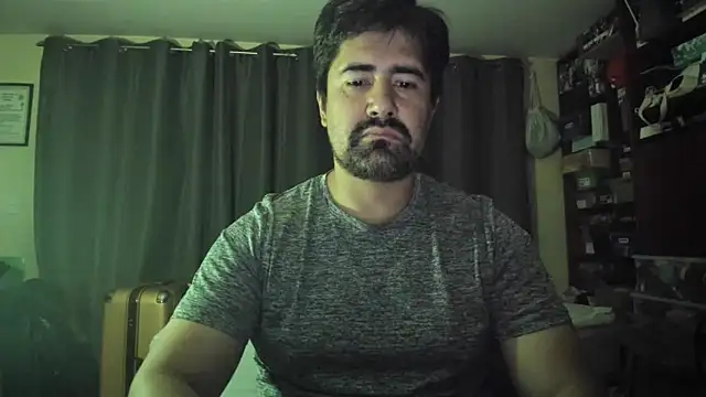 Snapshot of VonDoomdelToro chatting on May 25, 2026, 6:45 am VonDoomdelToro online show from May 25, 2026, 6:45 am