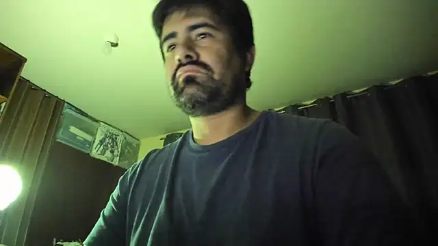 Snapshot of VonDoomdelToro chatting on May 27, 2026, 6:10 am VonDoomdelToro online show from May 27, 2026, 6:10 am