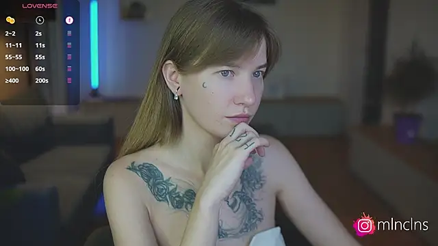 melanielwithu online show from July 13, 2026, 5:23 pm