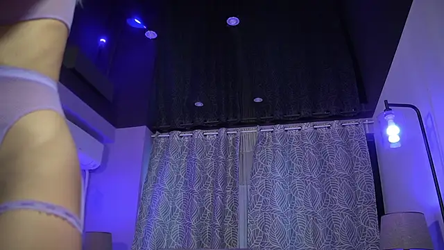 Snapshot of mandypeas chatting on December 21, 2025, 7:43 am mandypeas online show from December 21, 2025, 7:43 am