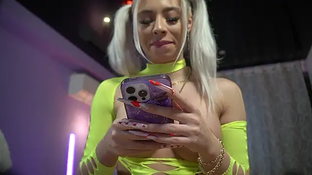 Snapshot of mandypeas chatting on February 11, 2026, 7:41 am mandypeas online show from February 11, 2026, 7:41 am