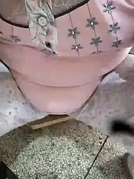 Snapshot of Arabe8RABAB8AYMANHOT chatting on December 7, 2024, 3:14 pm Arabe8RABAB8AYMANHOT online show from December 7, 2024, 3:14 pm