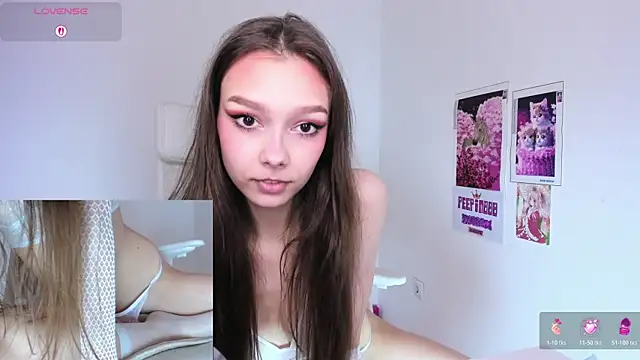 Snapshot of Michelle_Melnss chatting on April 10, 2026, 4:58 pm Michelle Melnss online show from April 10, 2026, 4:58 pm