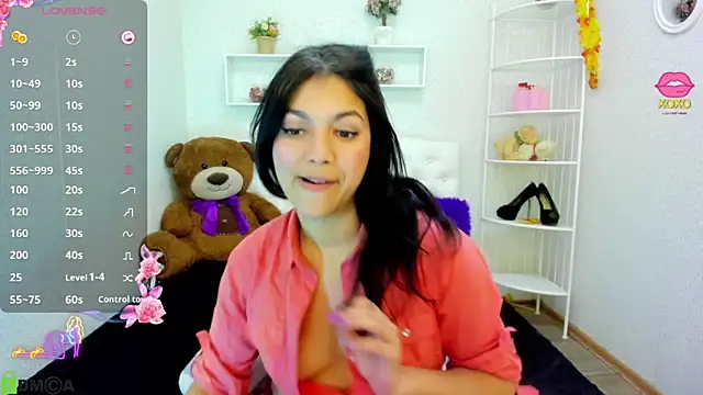 Snapshot of Mollywell chatting on March 10, 2025, 8:17 am Mollywell online show from March 10, 2025, 8:17 am