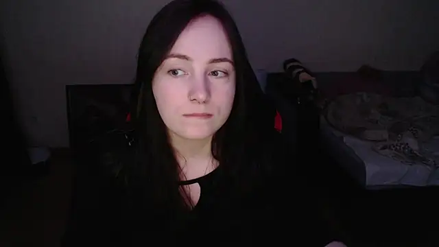 Laralianna online show from March 5, 2026, 10:48 pm