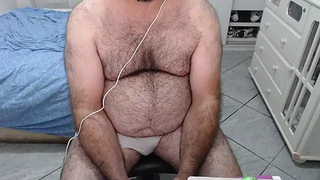 MysterBearMG online show from December 17, 2025, 12:59 am