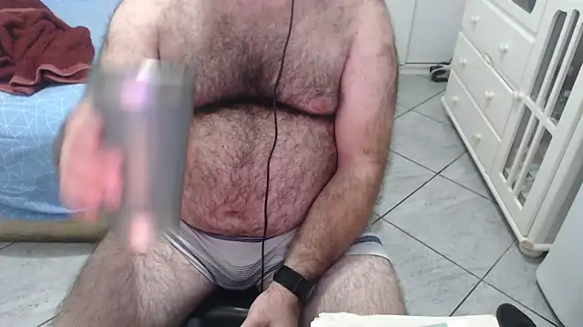 Snapshot of MysterBearMG chatting on May 30, 2026, 3:46 am MysterBearMG online show from May 30, 2026, 3:46 am