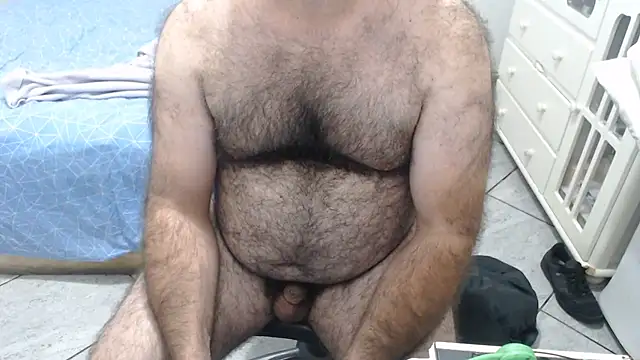 Snapshot of MysterBearMG chatting on June 14, 2026, 2:24 am MysterBearMG online show from June 14, 2026, 2:24 am
