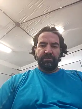 Snapshot of MysterBearMG chatting on December 5, 2025, 3:32 pm MysterBearMG online show from December 5, 2025, 3:32 pm