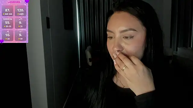 Snapshot of AnushaKumari chatting on December 1, 2025, 5:03 pm AnushaKumari online show from December 1, 2025, 5:03 pm