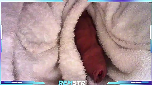 Snapshot of Remstr chatting on October 8, 2025, 9:26 pm Remstr online show from October 8, 2025, 9:26 pm