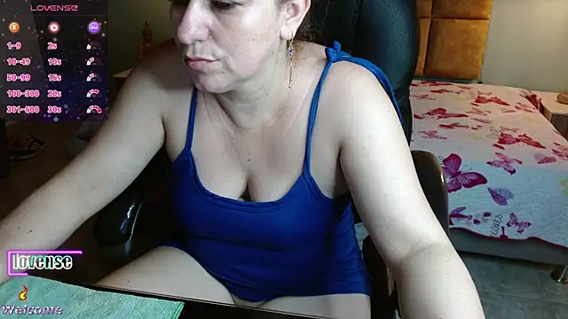 Barbiegomez online show from March 19, 2025, 3:41 am