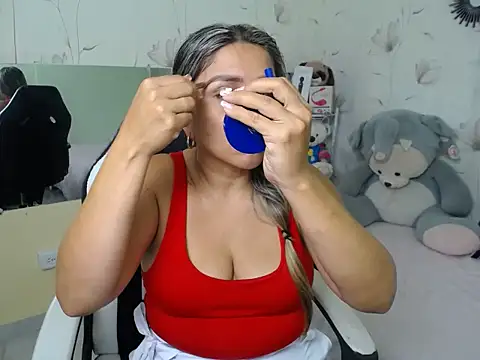 cum bigass online show from November 18, 2025, 12:19 pm