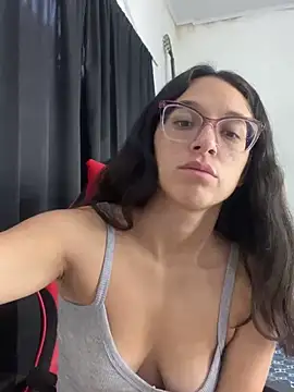 Ninnfa online show from March 17, 2025, 2:01 pm